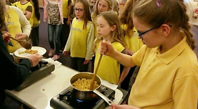 Talk and cookery demo to local Brownies group